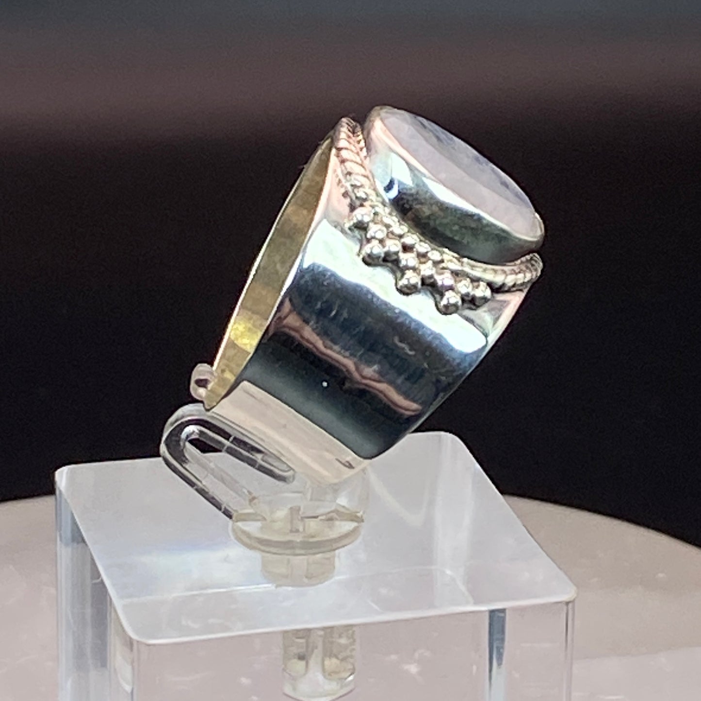 .925 Sterling Silver Rainbow Moonstone Ring - Size 9