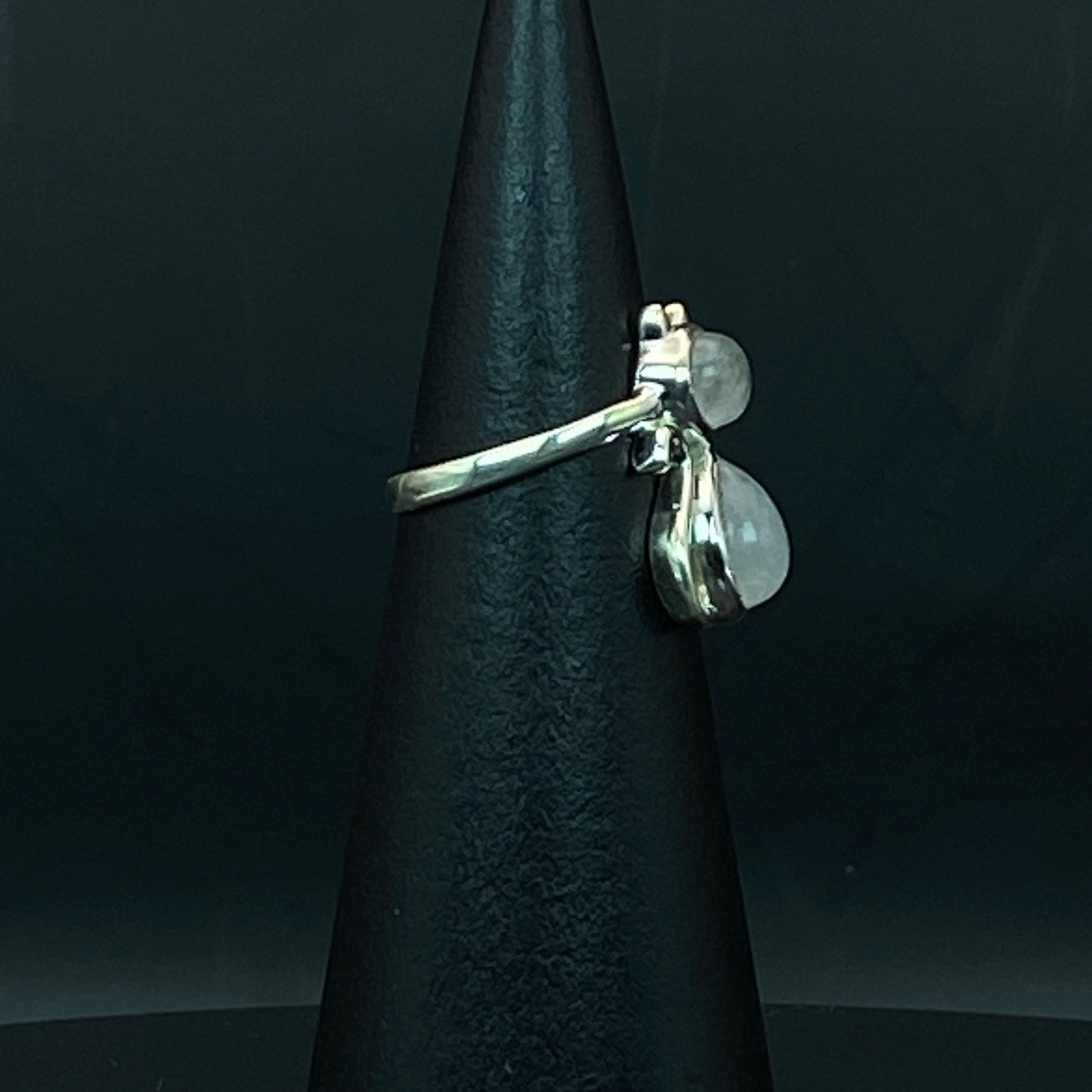 .925 Sterling Silver Rainbow Moonstone Cat Ring - Size 7