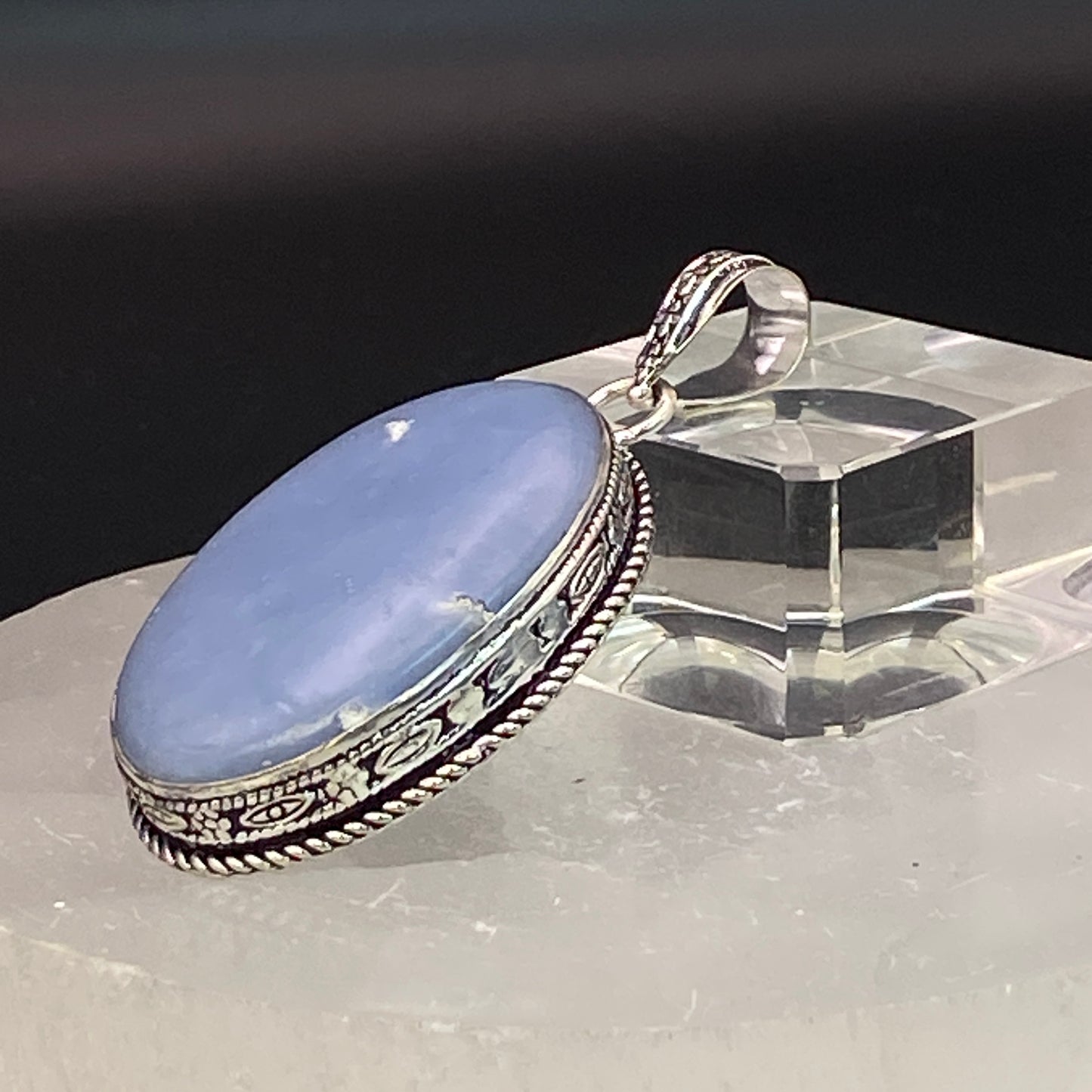 .925 Sterling Silver Angelite Oval Pendant - Room 4