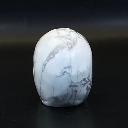 Howlite Skull #1