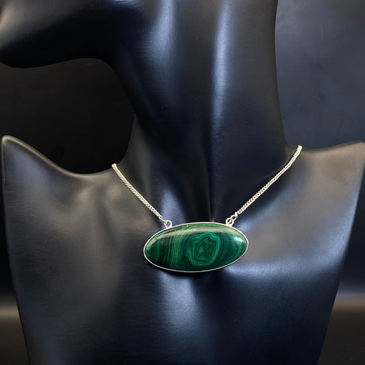 .925 Sterling Silver Malachite Oval Fixed Necklace - 46cm