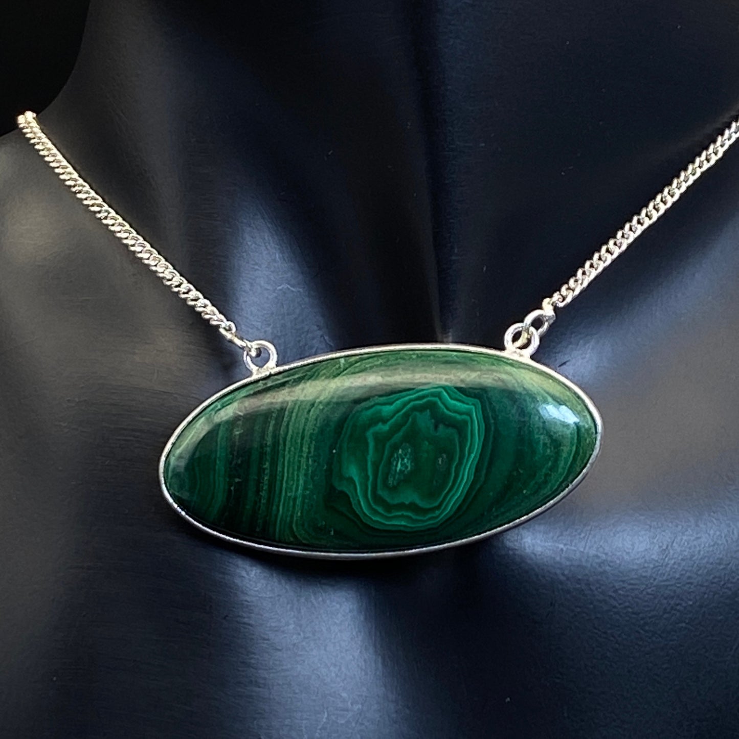 .925 Sterling Silver Malachite Oval Fixed Necklace - 46cm