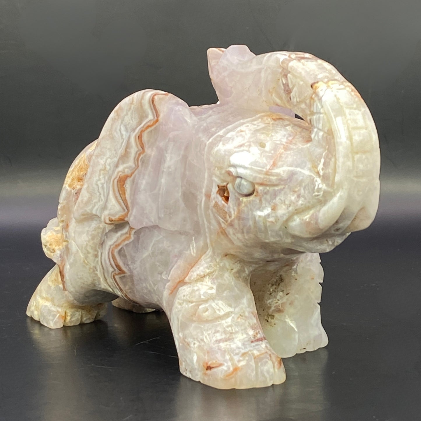 Mexican Agate with Pale Amethyst Elephant