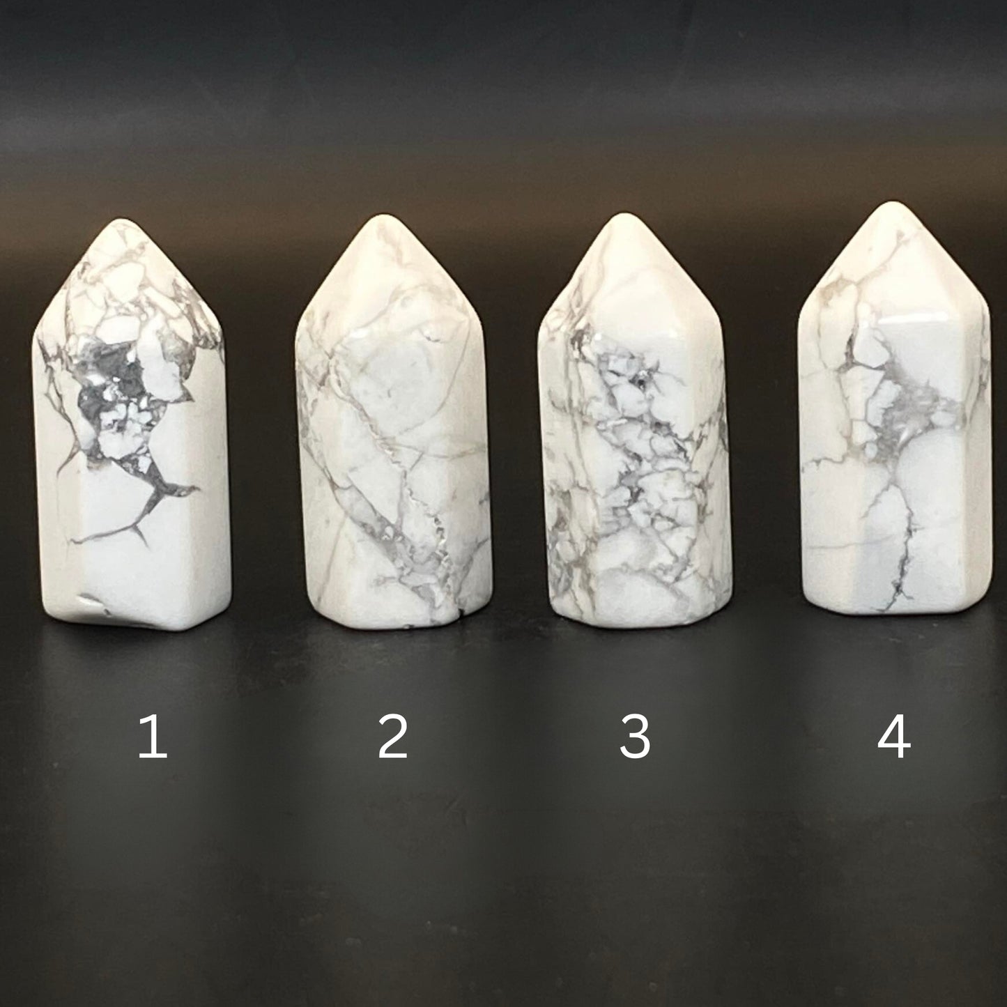 Howlite Mini Point