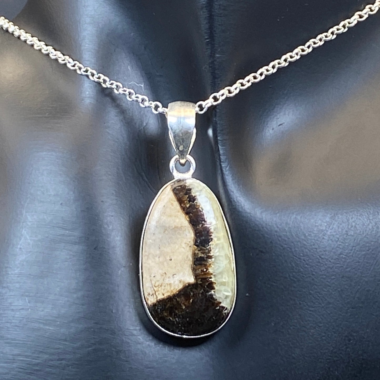 .925 Sterling Silver Septarian Oval Pendant